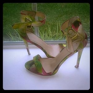 Just Fab tropical sandals